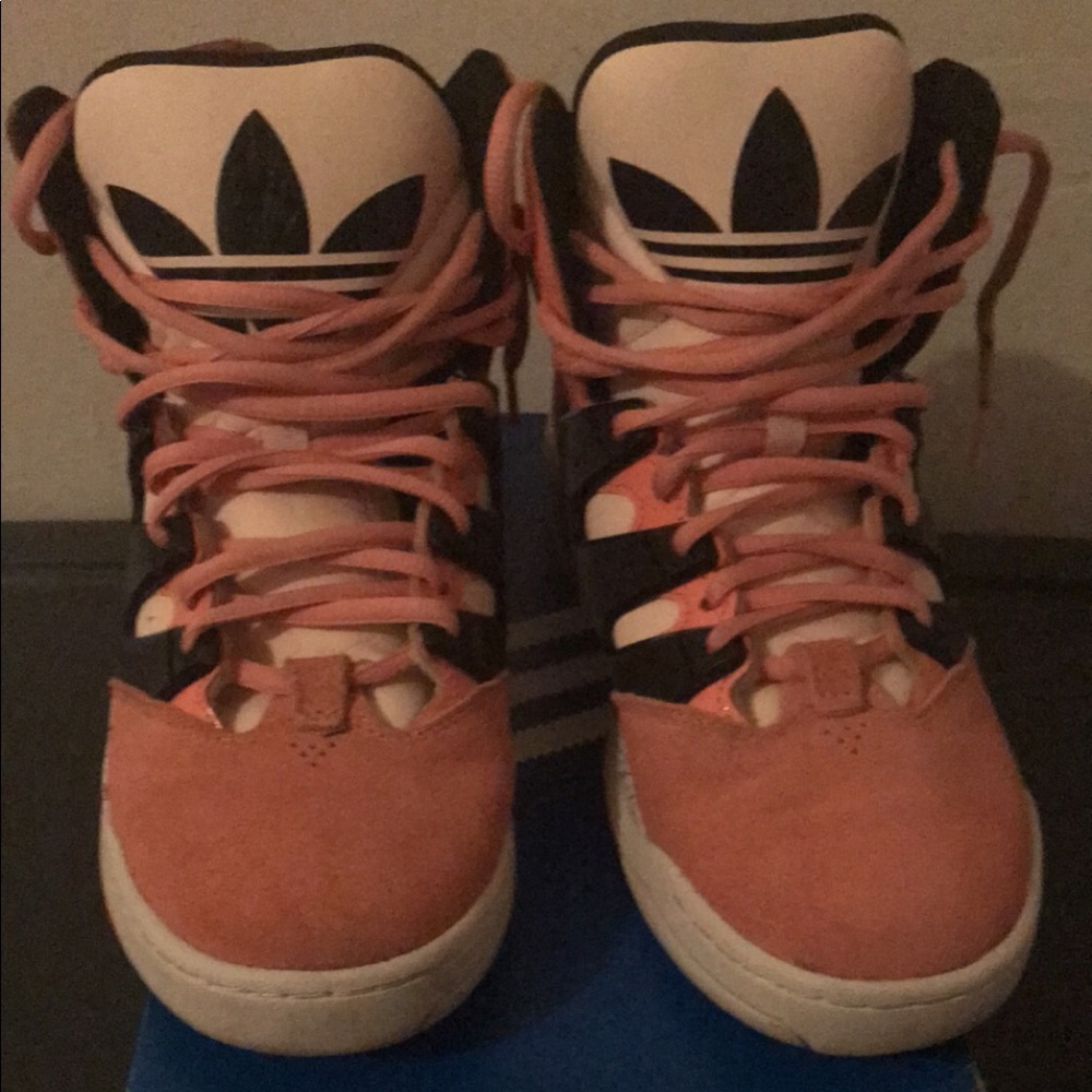 ADIDAS - Picture 3 of 4